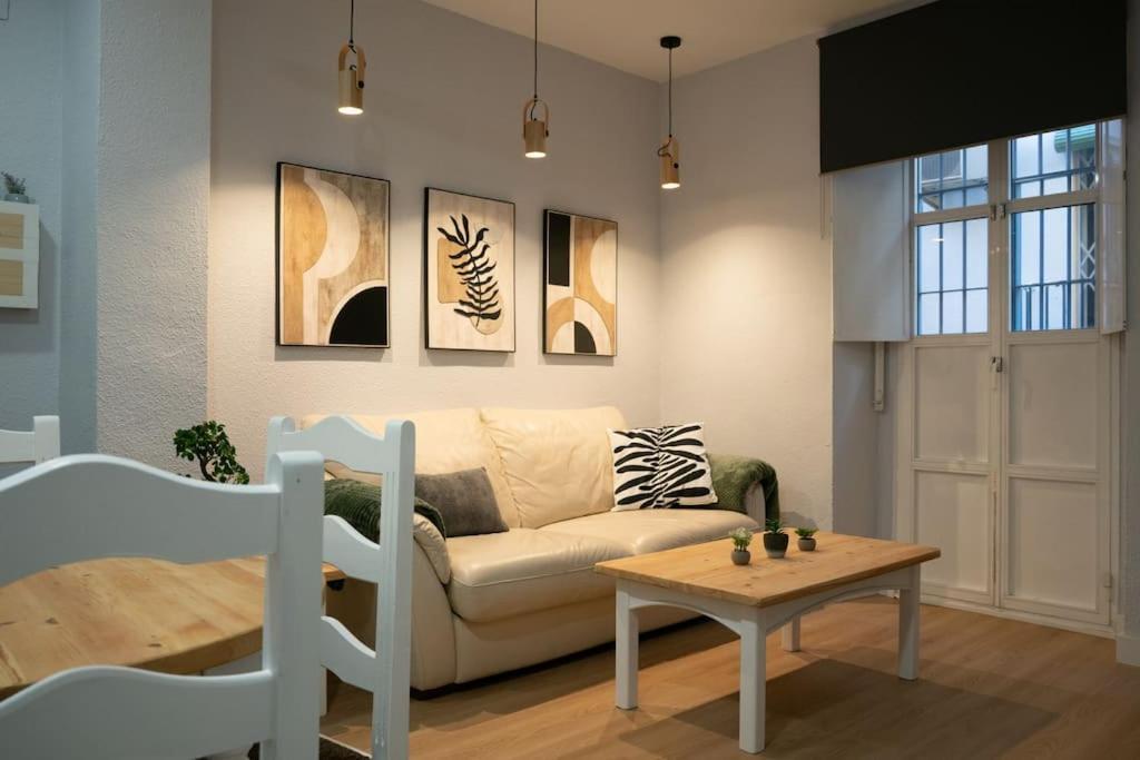 סביליה Apartamentos Alfaqueque B מראה חיצוני תמונה